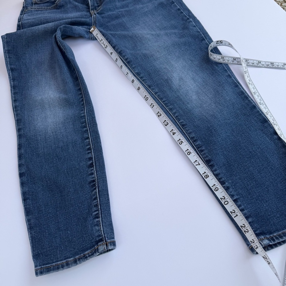 Woman’s Lucky Brand 🍀 Denim Jeans Mid Rise Crop Ava Size 6/28 - Picture 5 of 11